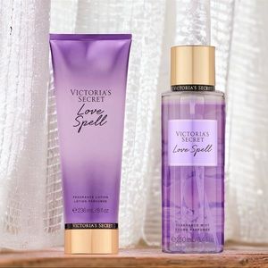 Victoria’s Secret Love Spell Lotion Gift Set Nwt